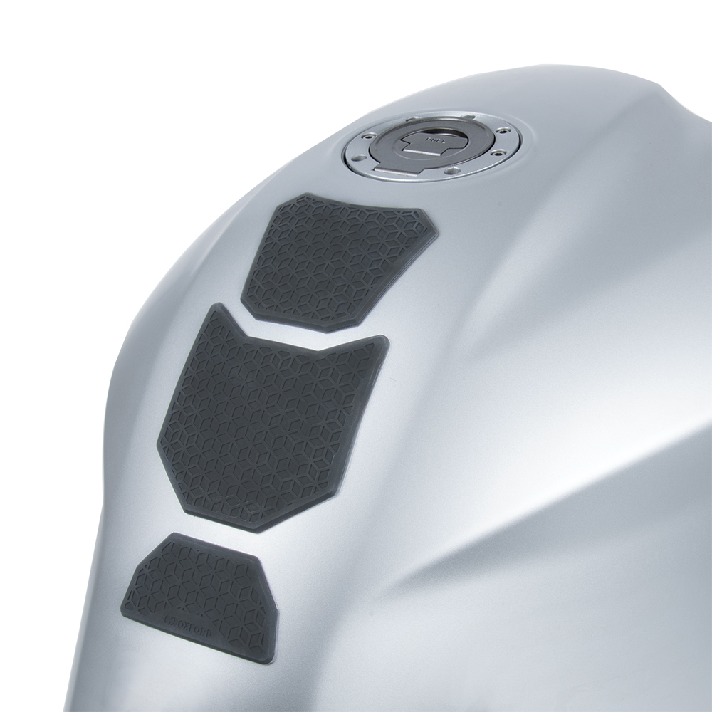 OXFORD TANKPAD GRIPPER ADV NAKLEJKA NA ZBIORNIK KOLOR CZARNY (KOMPLET Z OX802)