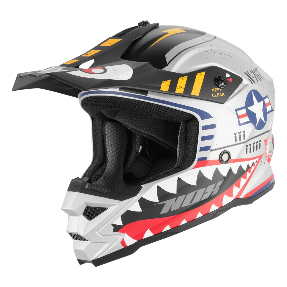 NOX KASK CROSS / OFFROAD N761 FIGHTER KID / JUNIOR (DZIECIĘCY) KOLOR SREBRNY MAT/CZERWONY/CZARNY (ZAPIĘCIE MIKROMETRYCZNE)