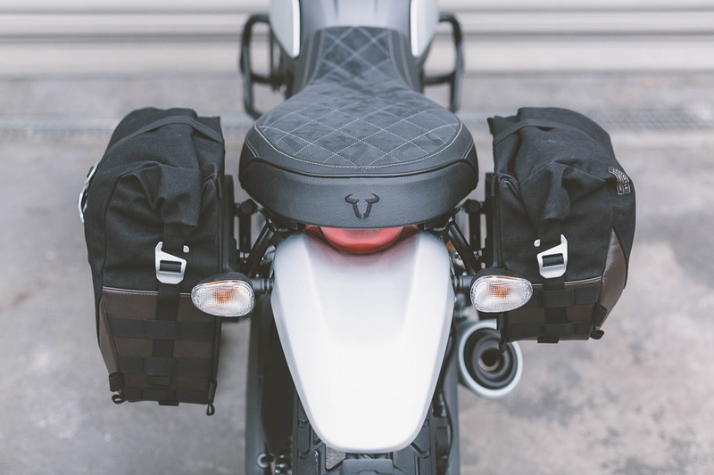STELAŻ BOCZNY SLC PRAWY SW-MOTECH DUCATI SCRAMBLER (14-) BLACK