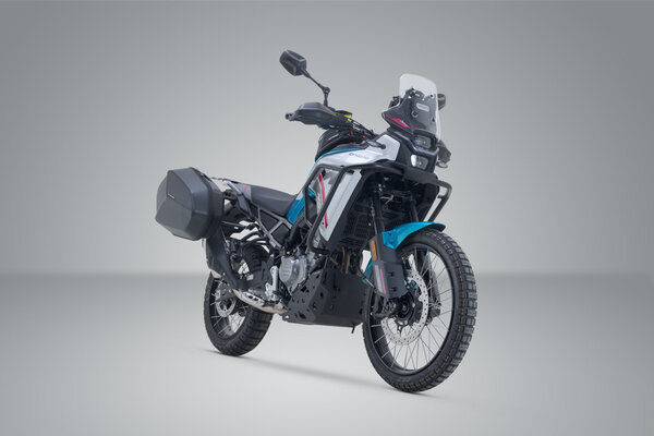 ZESTAW KUFRÓW BOCZNYCH AERO ABS I STELAŻY SW-MOTECH CFMOTO 450MT (23-) 2X25L