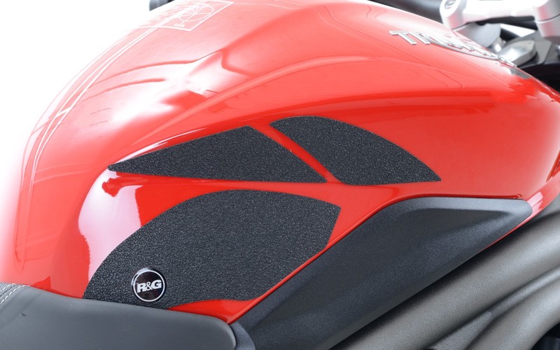 NAKLEJKA NA BAK TANKPAD ANTYPOŚLIZGOWY 6 CZĘŚCI RG RACING TRIUMPH SPEED TRIPLE 1050 (11-14) BLACK