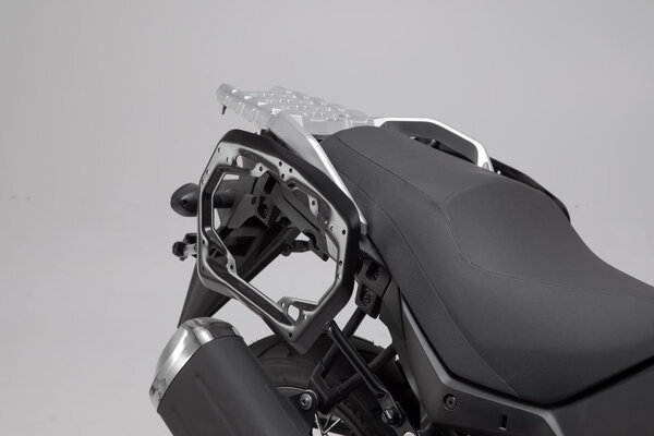ZESTAW KUFRÓW BOCZNYCH SW-MOTECH DUSC SUZUKI DL 650 (16-) 41/41 BLACK