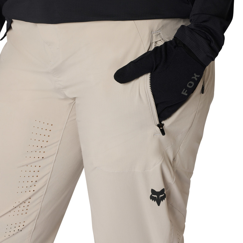 SPODNIE ROWEROWE DAMSKIE FOX FLEXAIR CHALK 8