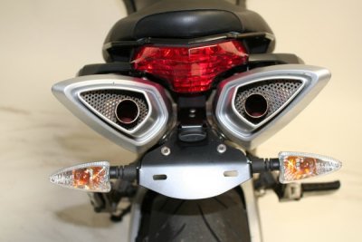 MOCOWANIE TABLICY REJESTRACYJNEJ RG RACING APRILIA SHIVER 750/900
