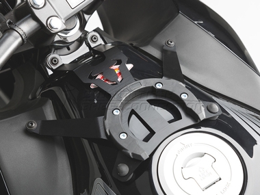 UCHWYT MOCUJĄCY TANKRING EVO SW-MOTECH HONDA CB 500 F (12-16) BLACK
