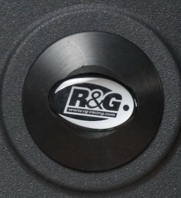 ZAŚLEPKA RAMY RG RACING PRAWA YAMAHA FZ8/FZ8 FAZER 2010-