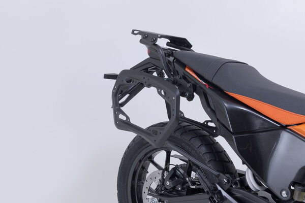 ZESTAW KUFRÓW BOCZNYCH AERO ABS I STELAŻY SW-MOTECH 2X25 L. KTM 125 SMC R, 250 ADV, 390 ADV (25-)