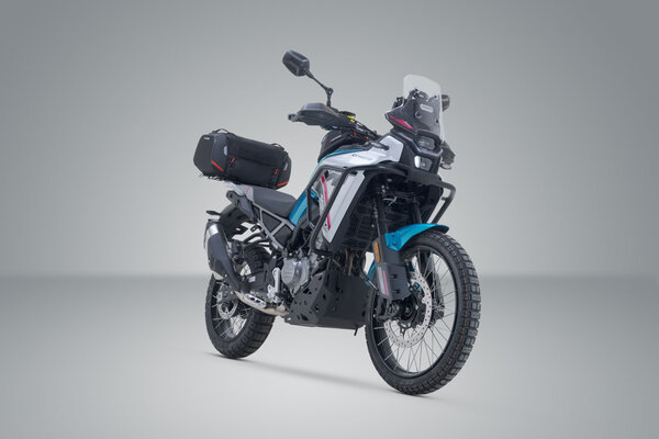 ZESTAW TORBA TYLNA I STELAŻ SW-MOTECH RACKPACK CFMOTO 450MT (23-) / 800 MT-X (24-)