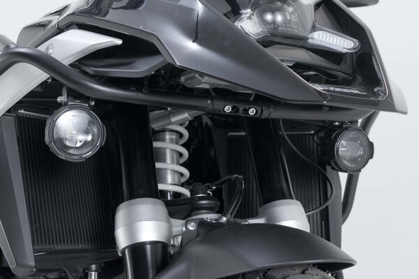 ZESTAW ŚWIATEŁ DROGOWYCH EVO SW-MOTECH BMW R 1300 GS (23-) BLACK