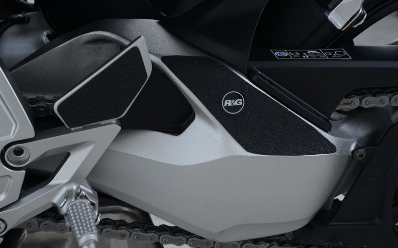 OSŁONA WAHACZA RG RACING HONDA CB1000R 18-/CB1000R + 18-, 3 CZĘŚCI BLACK