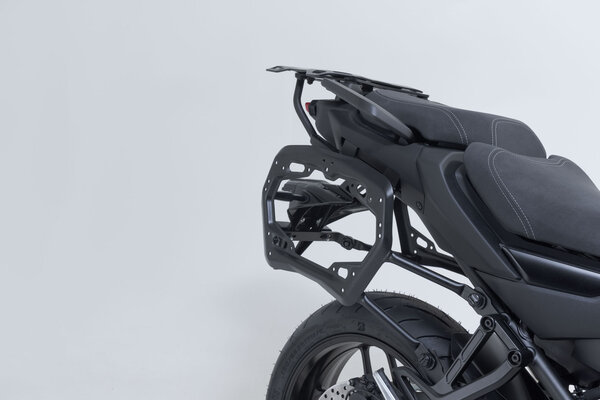 ZESTAW KUFRÓW BOCZNYCH SW-MOTECH DUSC 41/41 L. YAMAHA TRACER 9/GT/GT+ (24-) BLACK