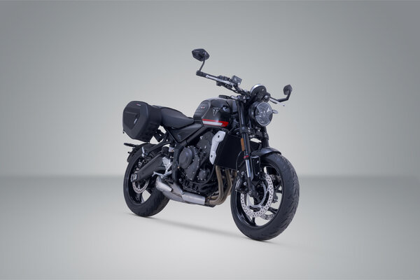ZESTAW SAKW PRO BLAZE H I STELAŻY SW-MOTECH TRIUMPH TRIDENT 660 / DAYTONA 660 BLACK