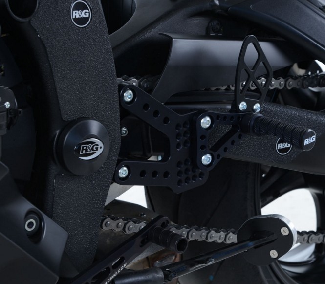 OSŁONA WAHACZA RG RACING YAMAHA YZF-R6 17-, 3 CZĘŚCI BLACK
