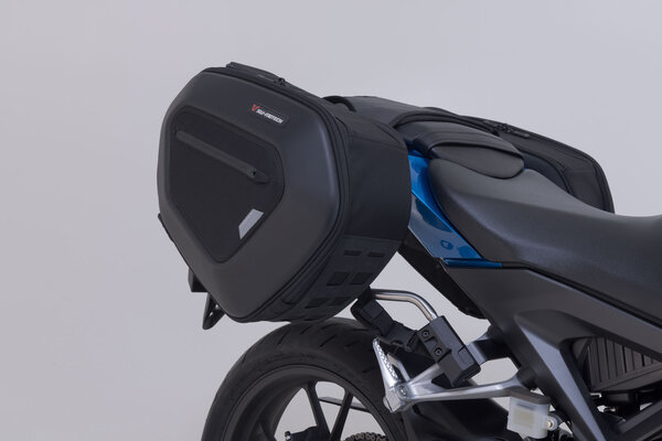 ZESTAW SAKW PRO BLAZE H I STELAŻY SW-MOTECH HONDA CB125R (17-)