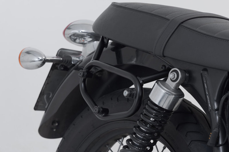 ZESTAW SAKW I STELAŻY LEGEND GEAR LC BLACK EDITION SW-MOTECH TRIUMPH BONNEVILLE/T100 (04-16)