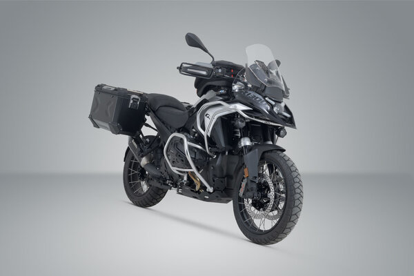ZESTAW KUFRA CENTRALNEGO TRAX ADV SW-MOTECH 45/45 L. BMW R 1300 GS (23-) BLACK