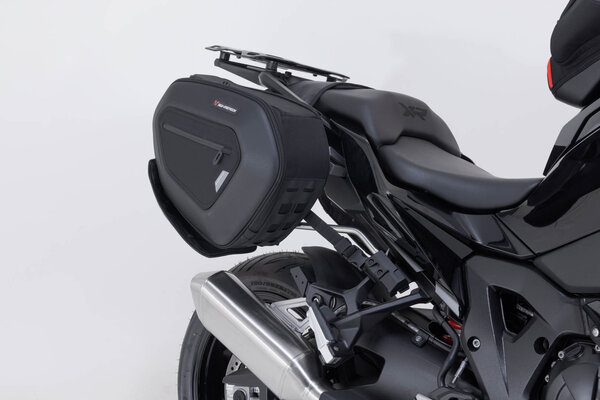 ZESTAW SAKW PRO BLAZE H I STELAŻY SW-MOTECH BMW S 1000 XR (19-) BLACK