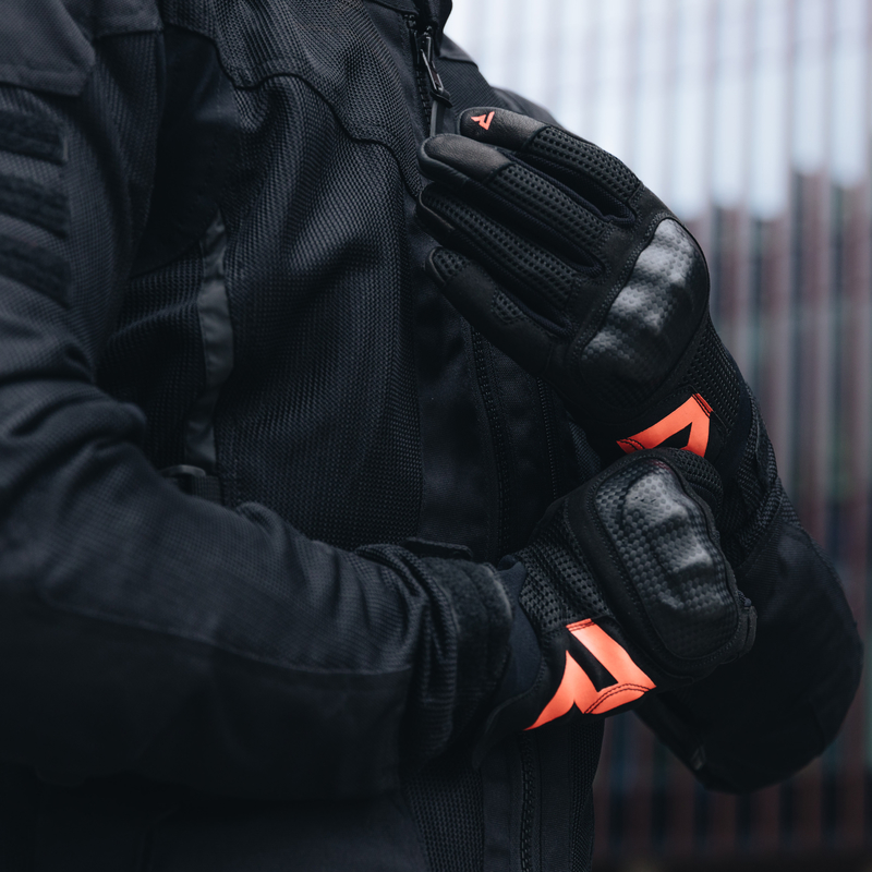 RĘKAWICE MOTOCYKLOWE REBELHORN GAP 3 BLACK FLUO RED