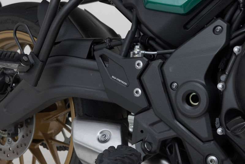 OSŁONA PIĘTY SW-MOTECH KAWASAKI Z650RS (21-) BLACK