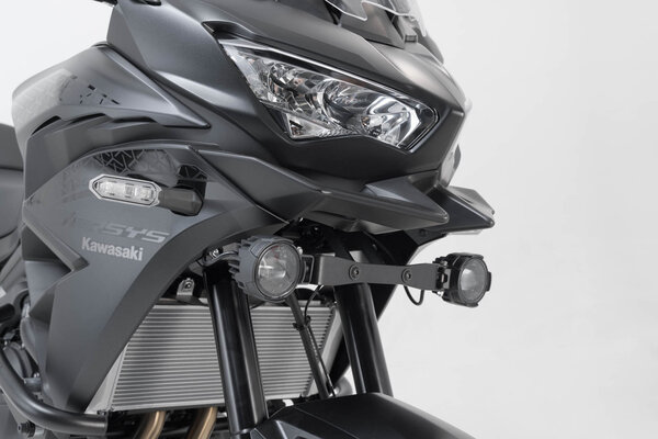ZESTAW LAMP PRZECIWMGŁOWYCH EVO SW-MOTECH KAWASAKI VERSYS 650 (21-) BLACK
