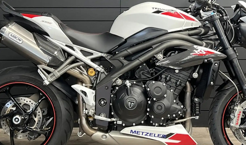 ZESTAW OSŁON PRZECIWBŁOTNYCH RG RACING EAZI-GRIP SCUFF GUARD KIT TRIUMPH SPEED TRIPLE S/R 11- / RS 1
