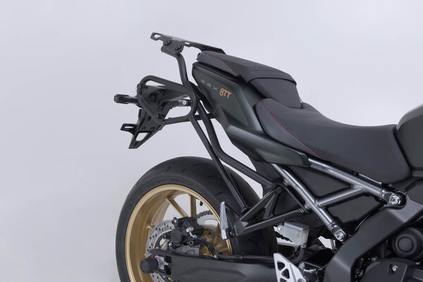 ZESTAW KUFRÓW BOCZNYCH URBAN ABS I STELAŻY SW-MOTECH 2X 16,5 L. SUZUKI GSX-8T / TT (25-)