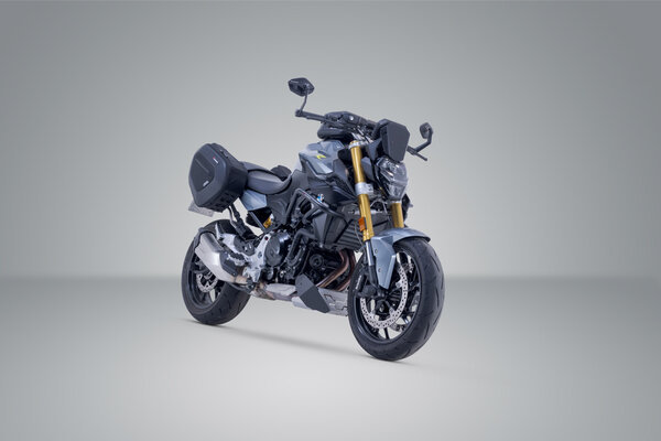 ZESTAW SAKW PRO BLAZE H I STELAŻY SW-MOTECH BMW F 900 R / XR (19-) BLACK