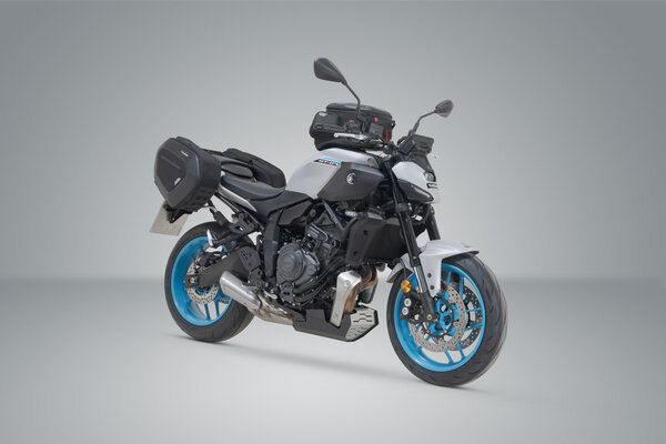 ZESTAW SAKW PRO BLAZE H I STELAŻY SW-MOTECH YAMAHA MT-07 (24-) BLACK