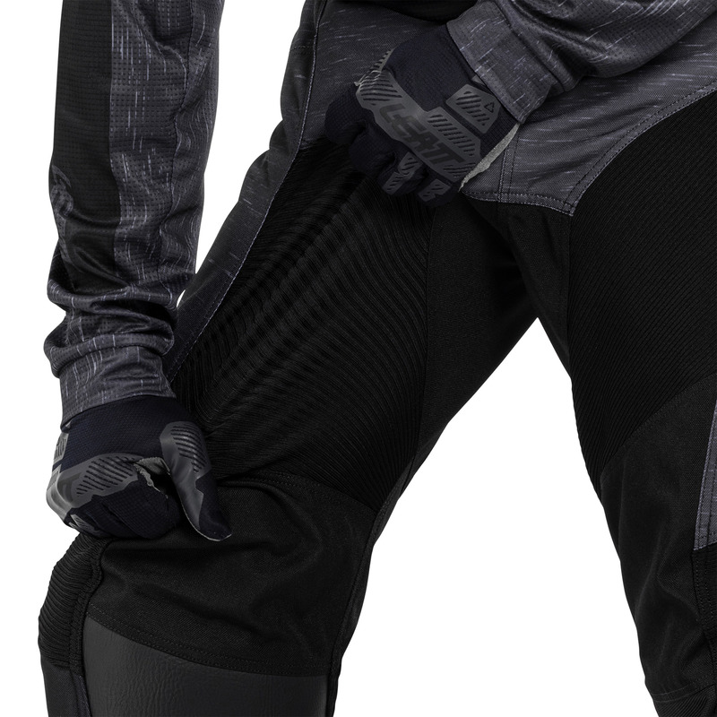 SPODNIE OFFROADOWE LEATT MOTO 3.5 STEALTH BLACK GREY S