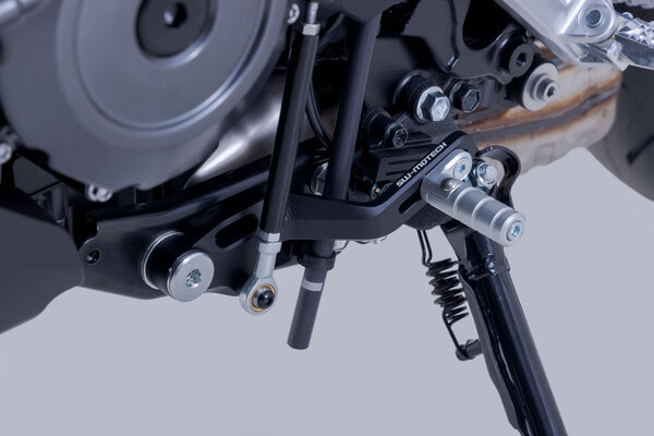 ZESTAW DŹWIGNI ZMIANY BIEGÓW I PEDAŁU HAMULCA SW-MOTECH SUZUKI GSX-8S / GSX-8R (22-)