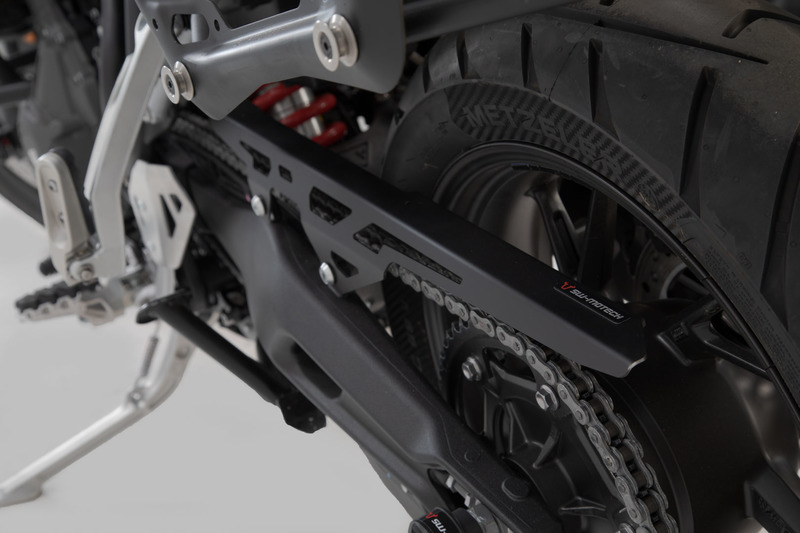 OSŁONA ŁAŃCUCHA SW-MOTECH TRIUMPH TIGER 900/ GT/ RALLY/ PRO (19-23) BLACK