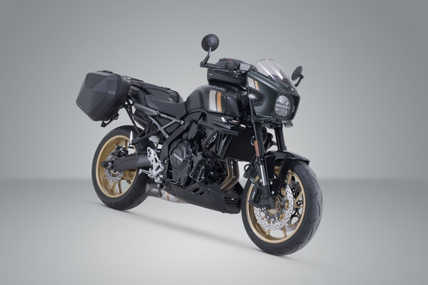 ZESTAW KUFRÓW BOCZNYCH URBAN ABS I STELAŻY SW-MOTECH 2X 16,5 L. SUZUKI GSX-8T / TT (25-)