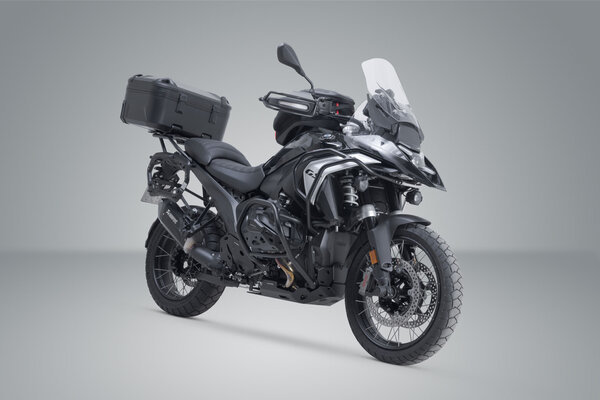 ZESTAW KUFRA CENTRALNEGO SW-MOTECH DUSC XL 55L BMW R 1300 GS (23-) BLACK