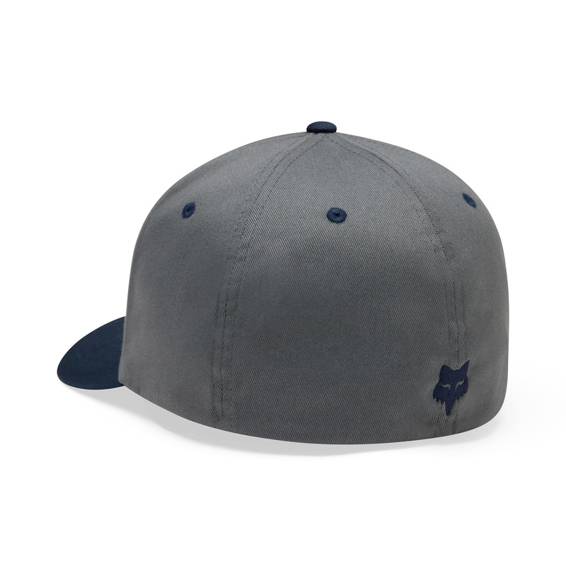 CZAPKA Z DASZKIEM FOX FUEL FLEXFIT PEWTER