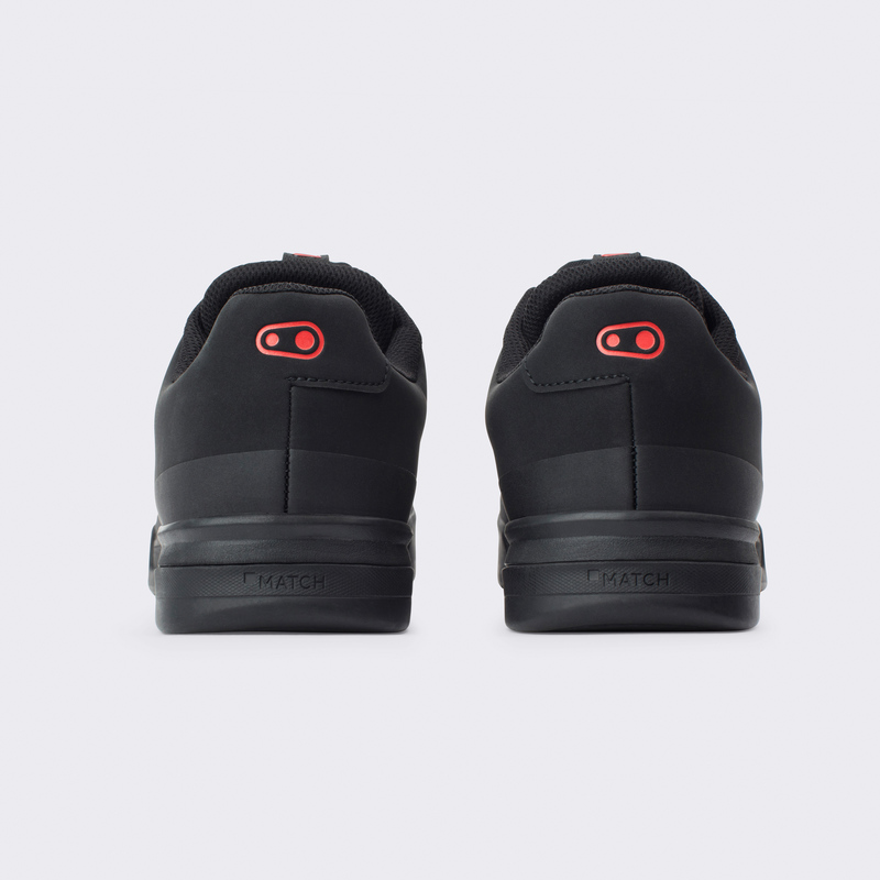 BUTY CRANKBROTHERS MALLET LACE BLACK RED - BLACK OUTSOLE 10 (43.5 EU)