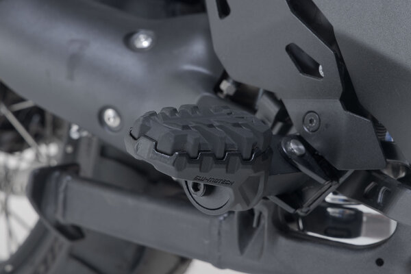 PODNÓŻKI EVO SW-MOTECH BMW R 1200 GS, R 1250 GS, R 1300 GS BLACK