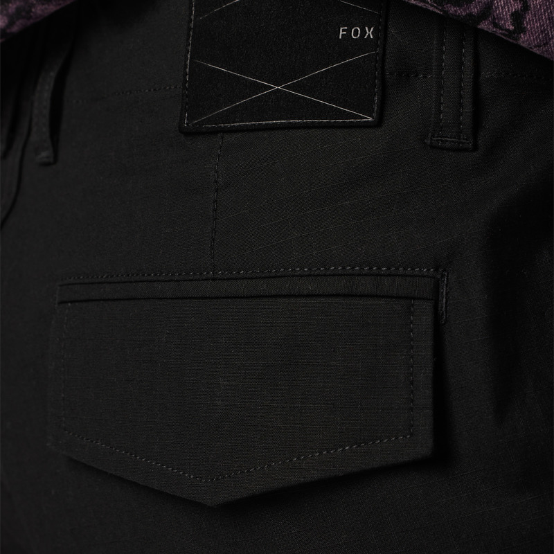 SPODENKI FOX CARGO RIPSTOP BLACK