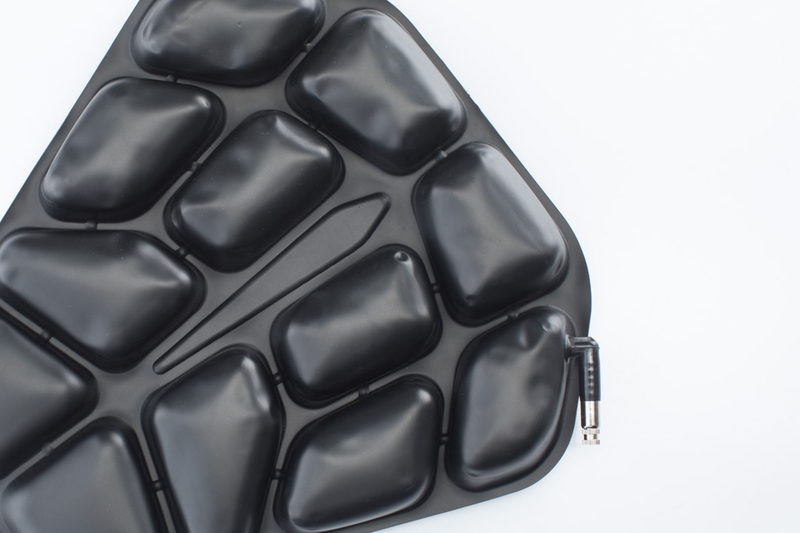 PODUSZKA TRAVELLER PILLION SW-MOTECH POLYURETHANE 22X30CM BLACK