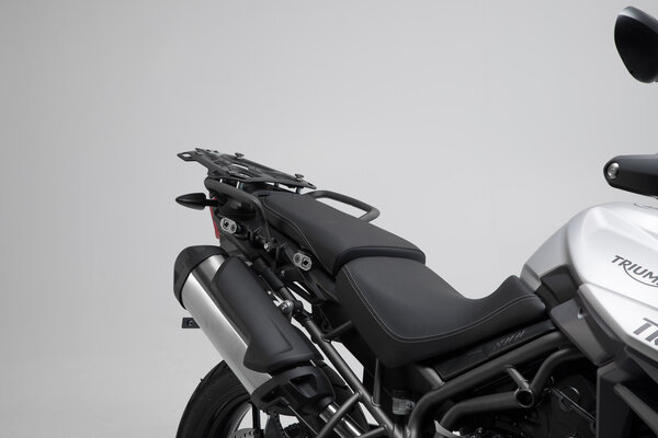 ZESTAW KUFRÓW BOCZNYCH SW-MOTECH DUSC TRIUMPH TIGER 800 MODELS (10-) 41/33L BLACK