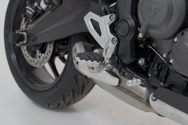 PODNÓŻKI EVO SW-MOTECH TRIUMPH TIGER 660 (21-) BLACK