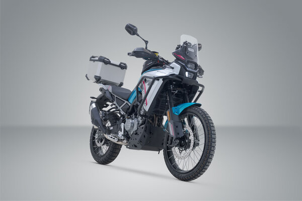 ZESTAW KUFRA CENTRALNEGO TRAX ADV SW-MOTECH CFMOTO 450MT (23-) SILVER