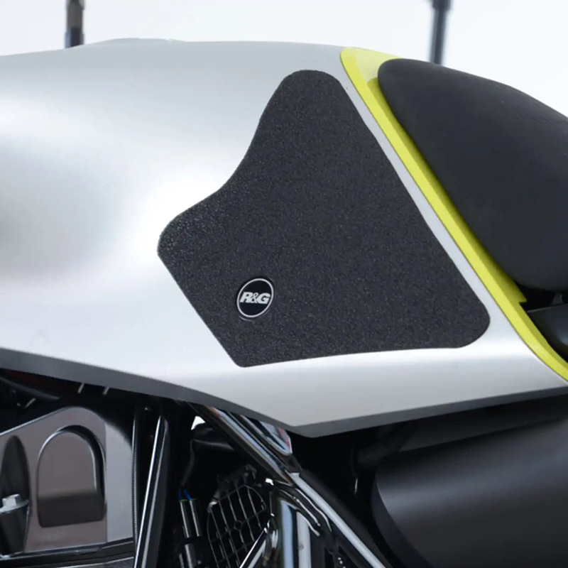 NAKLEJKA NA BAK TANKPAD ANTYPOŚLIZGOWY 2 CZĘŚCI RG RACING HUSQVARNA VITPILEN/SVARTPILEN 701 CLEAR