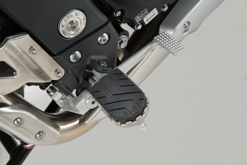 PODNÓŻKI ION SW-MOTECH TRIUMPH TIGER 1050 BMW MODELS SILVER