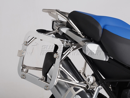 ZESTAW ADAPTERÓW NA ORYGINALNE STELAŻE BOCZNE SW-MOTECH BMW R1200GS/R1200/F880GS LC ADV NA KUFRY TRA