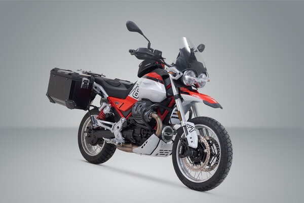 ZESTAW KUFRÓW BOCZNYCH TRAX ADV I STELAŻY SW-MOTECH MOTO GUZZI V85 TT / STRADA (24-) BLACK 37/45L