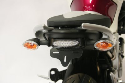 MOCOWANIE TABLICY REJESTRACYJNEJ RG RACING SUZUKI GLADIUS 09-