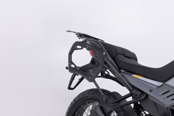 ZESTAW KUFRÓW BOCZNYCH TRAX ADV I STELAŻY SW-MOTECH MOTO GUZZI STELVIO (23-) SILVER 45/45L