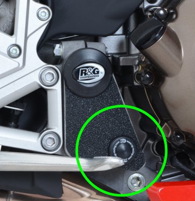ZAŚLEPKA RAMY RG RACING PRAWA DOLNA HONDA VFR800 14-, CROSSRUNNER 15-