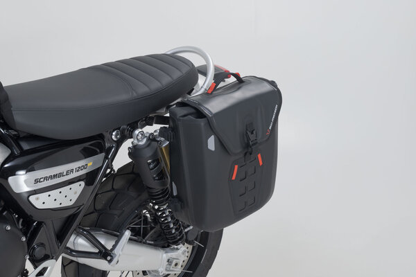 ZESTAW SAKW I STELAŻY SYSBAG M/M SW-MOTECH TRIUMPH SCRAMBLER 1200 XC / XE (18-)