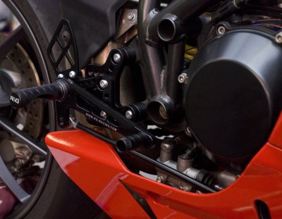 PODNÓŻKI REGULOWANE RG RACING DUCATI 848 / 1098 / 1198 (NIE PASUJE DO 1198S/R 2011), ZESTAW BLACK
